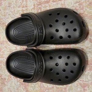 Black Crocs